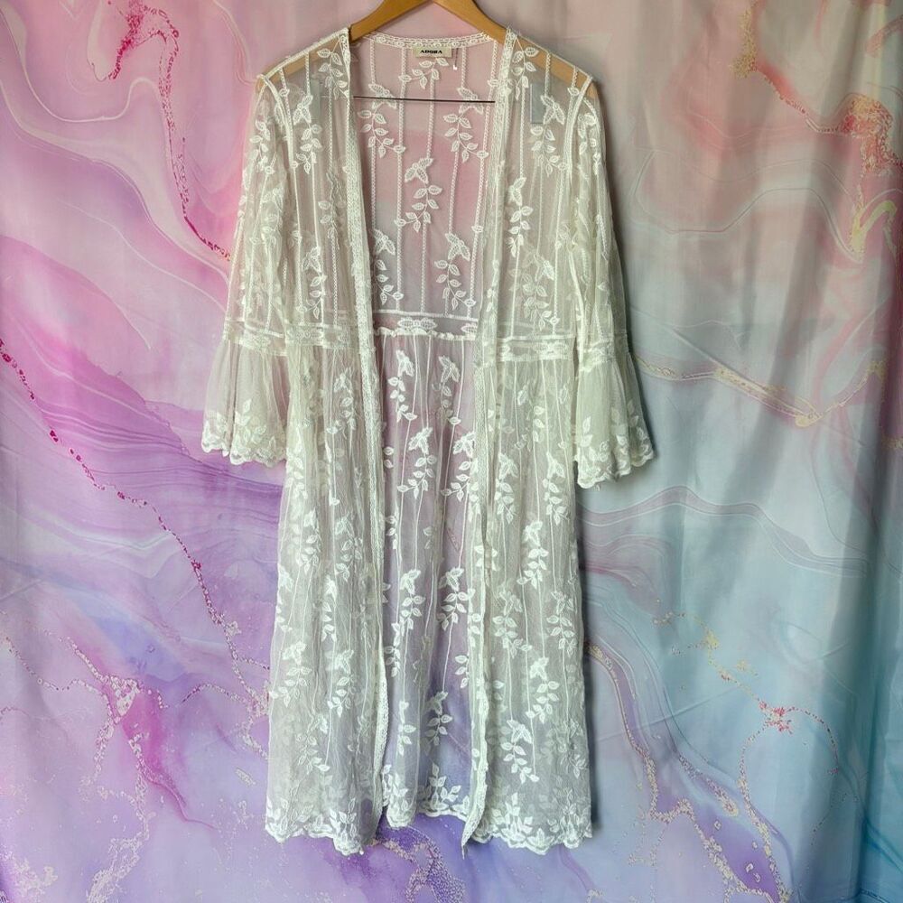 Adora Cream Floral Lace Kimono OSFM Boho Hippie Coastal Boardwalk Romantic Artsy